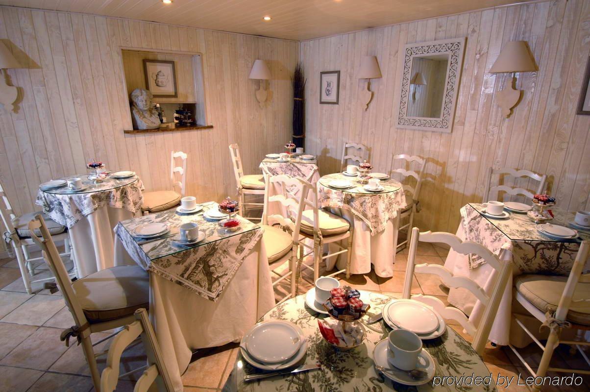 Hotel La Residence Du Berry Versailles Restoran foto
