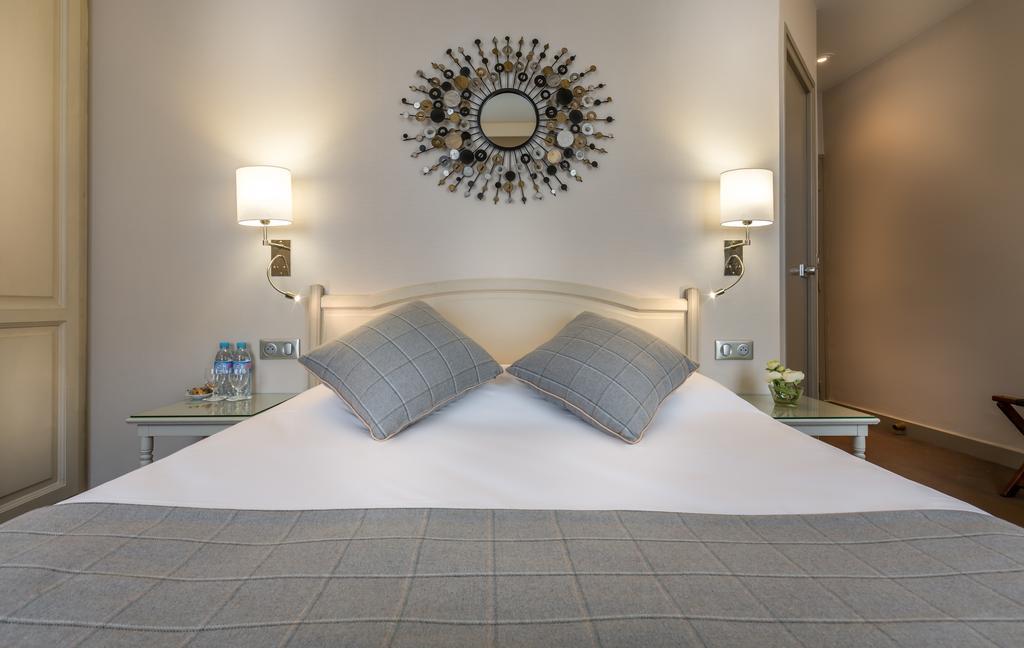 Hotel La Residence Du Berry Versailles Bagian luar foto
