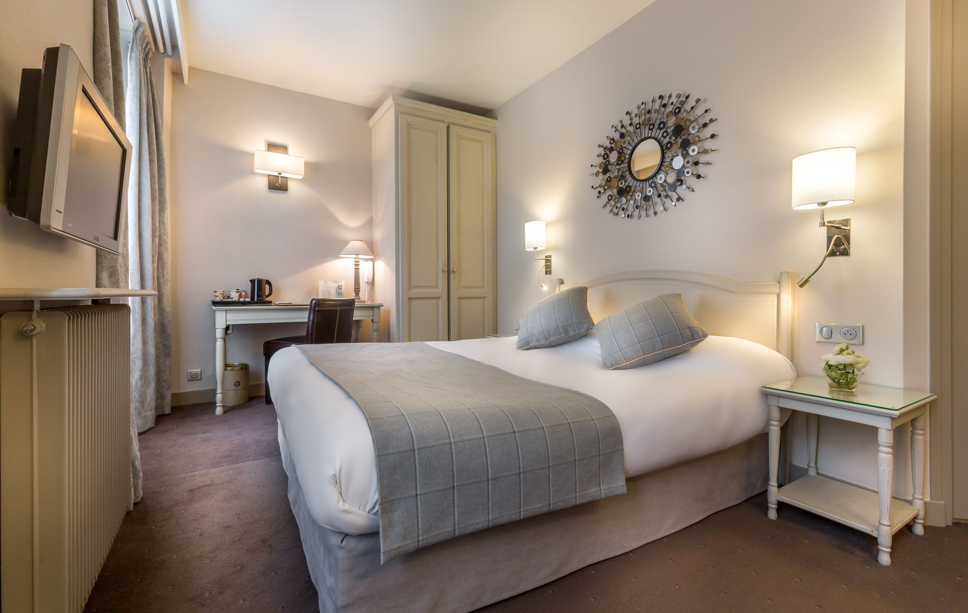 Hotel La Residence Du Berry Versailles Bagian luar foto