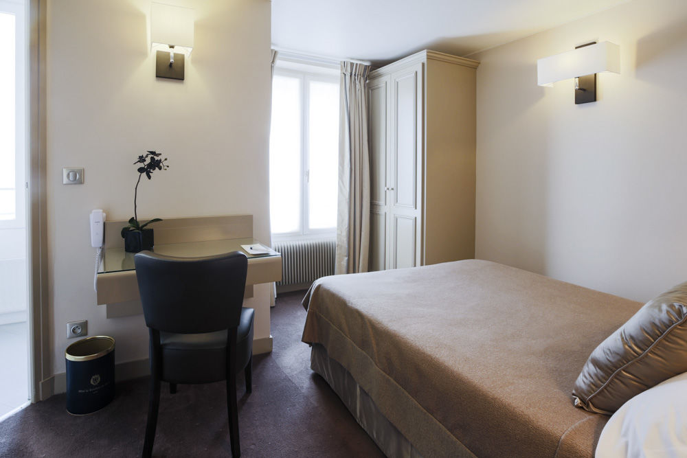 Hotel La Residence Du Berry Versailles Bagian luar foto