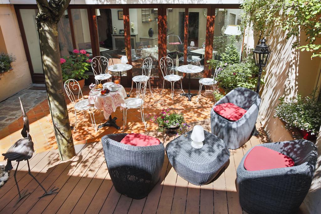 Hotel La Residence Du Berry Versailles Bagian luar foto