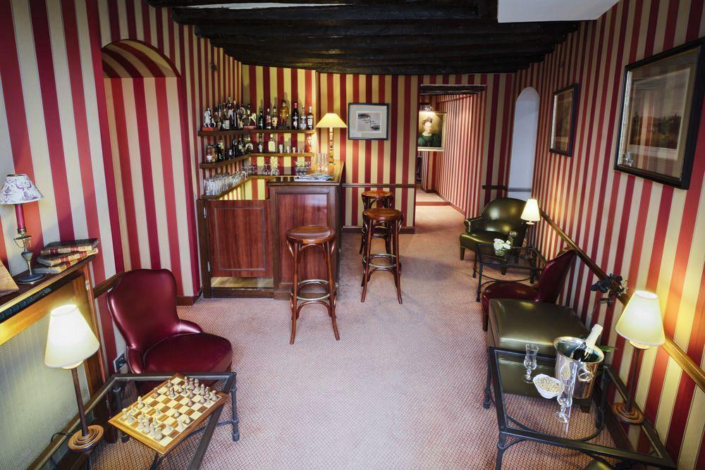 Hotel La Residence Du Berry Versailles Bagian luar foto