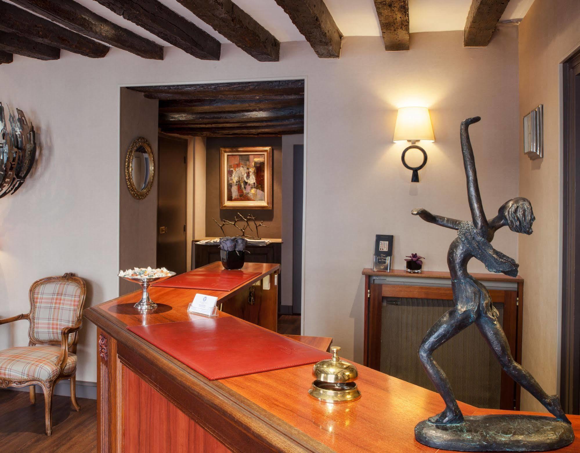 Hotel La Residence Du Berry Versailles Bagian luar foto