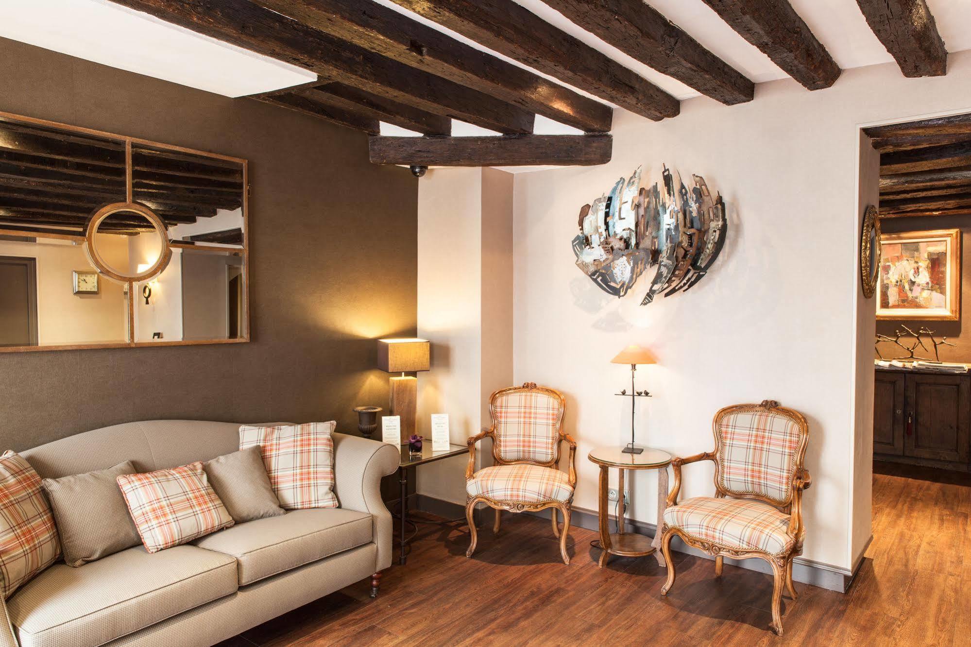 Hotel La Residence Du Berry Versailles Bagian luar foto
